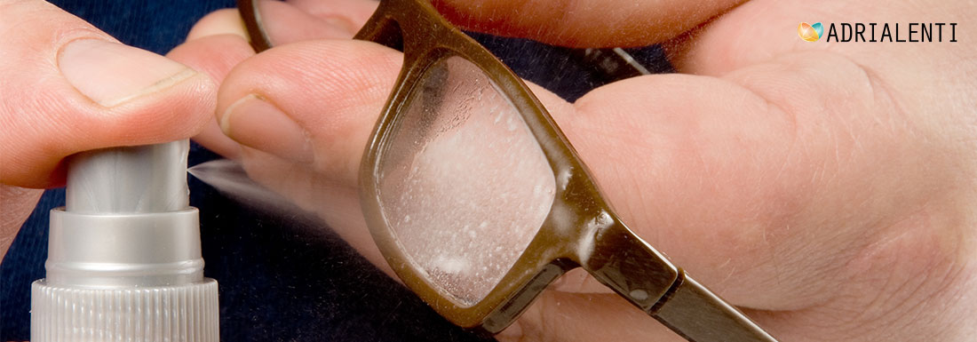 Come pulire gli occhiali da vista: consigli utili per la pulizia